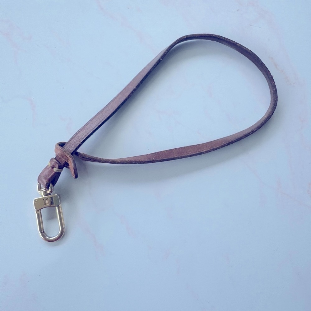 Louis Vuitton wristlet strap